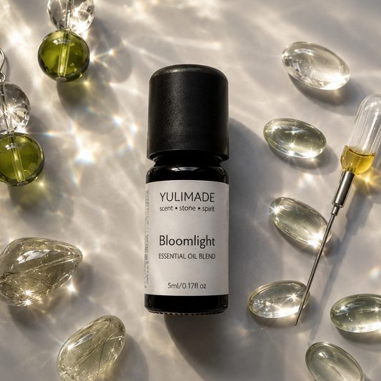 Bloomlight Botanical Essence – Radiant Inner Glow