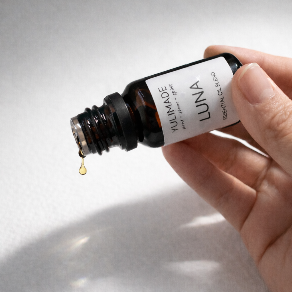 Luna Essential Oil Blend – Calm & Grounding | YULIMADE